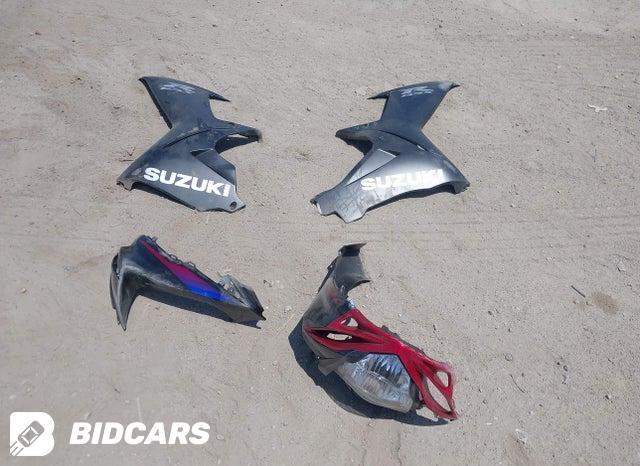 JS1GN7FAXT7101075 2026 Suzuki GSX-R600 photo no. 12