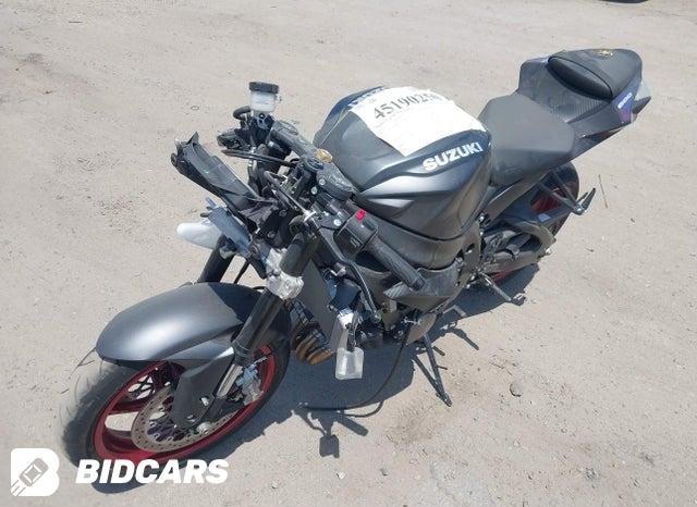 JS1GN7FAXT7101075 2026 Suzuki GSX-R600 photo no. 2