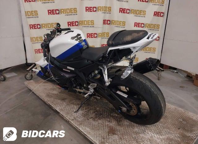 JS1GT76A362113012 2006 Suzuki GSX-R1000 photo no. 3