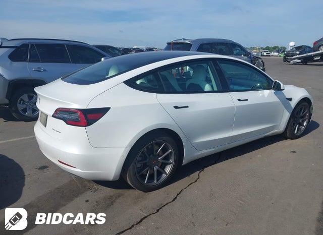 5YJ3E1EBXMF059692 2021 Tesla Model 3 photo no. 4