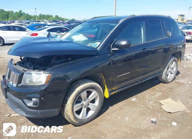 1C4NJDBB8GD522290 2016 Jeep Compass photo no. 2