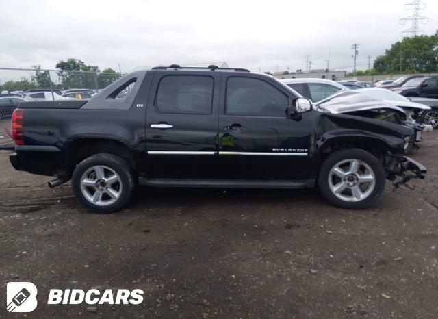 3GNVKGE00AG260856 2010 Chevrolet Avalanche 1500 photo no. 14