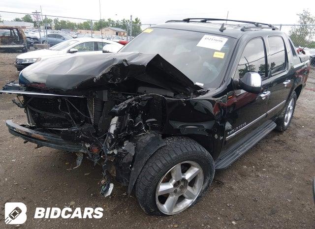 3GNVKGE00AG260856 2010 Chevrolet Avalanche 1500 photo no. 2