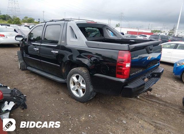 3GNVKGE00AG260856 2010 Chevrolet Avalanche 1500 photo no. 3