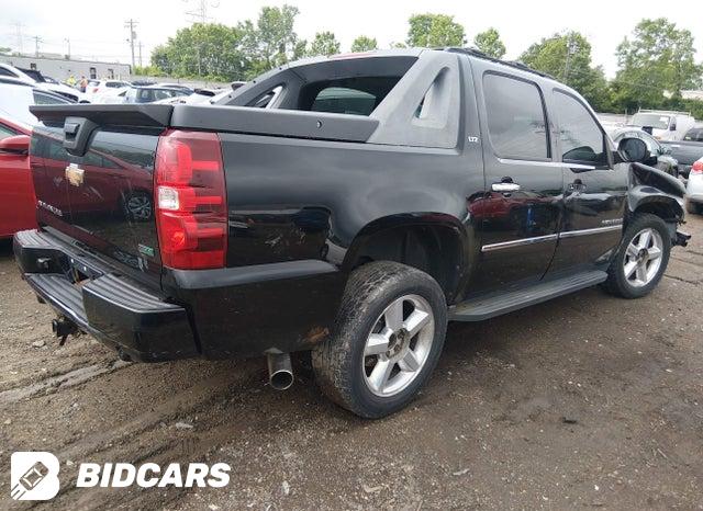 3GNVKGE00AG260856 2010 Chevrolet Avalanche 1500 photo no. 4