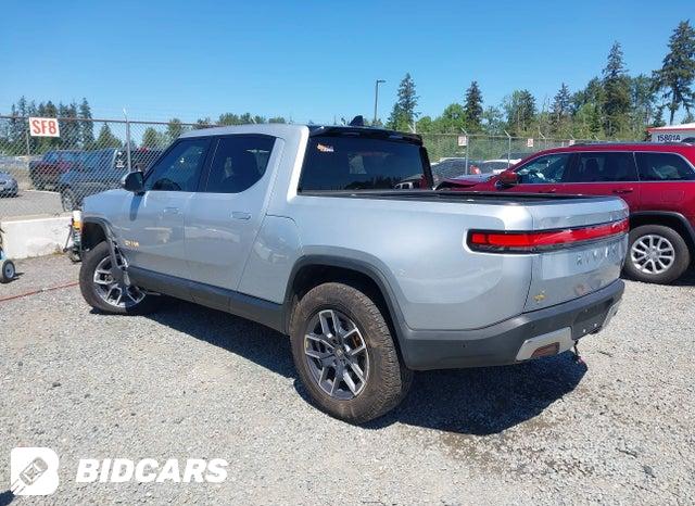 7FCTGAAA7PN019478 2023 Rivian R1T photo no. 3