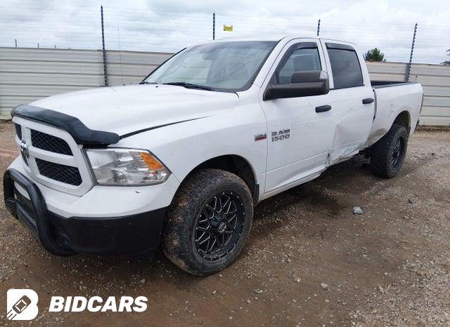 1C6RR7ST1JS288492 2018 RAM 1500 photo no. 2