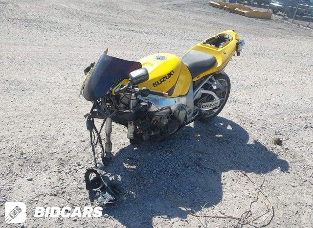 JS1GR7HA7Y2100892 2000 Suzuki GSX-R750 photo no. 2