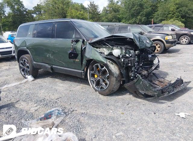 7PDSGABA6PN027516 2023 Rivian R1S photo no. 1