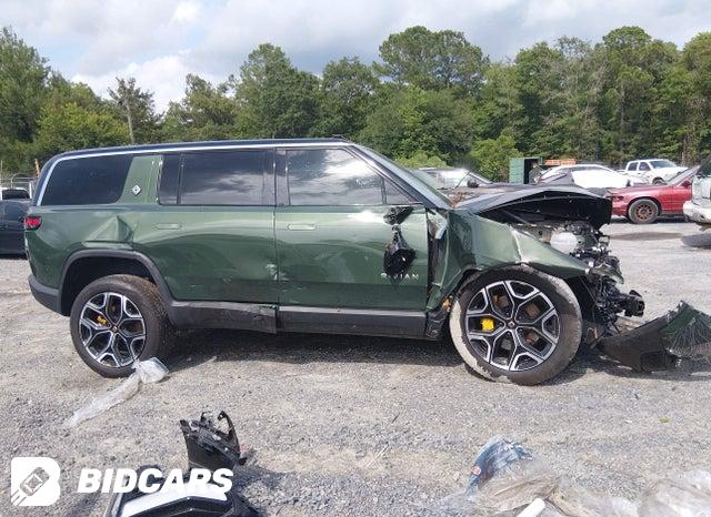 7PDSGABA6PN027516 2023 Rivian R1S photo no. 13