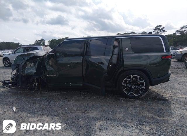 7PDSGABA6PN027516 2023 Rivian R1S photo no. 14