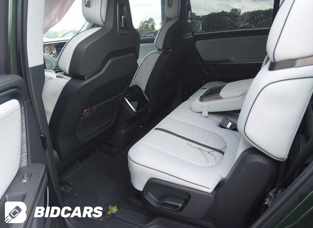 7PDSGABA6PN027516 2023 Rivian R1S photo no. 8