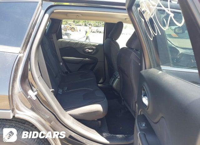 1C4PJMCS8FW564842 2015 Jeep Cherokee photo no. 8