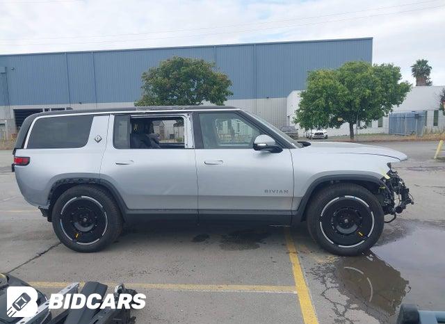 7PDSGBBAXSN052871 2025 Rivian R1S photo no. 14
