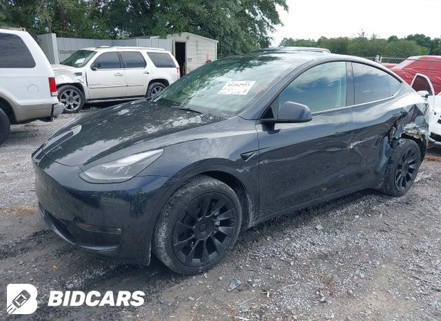 7SAYGDEE7RF034139 2024 Tesla Model Y photo no. 2
