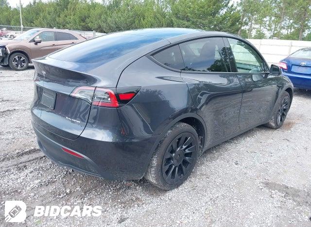 7SAYGDEE7RF034139 2024 Tesla Model Y photo no. 4