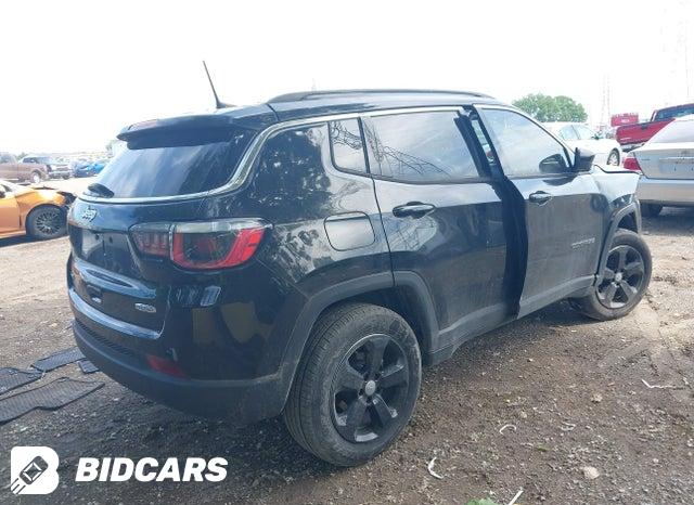 3C4NJDBB3JT201629 2018 Jeep Compass photo no. 4