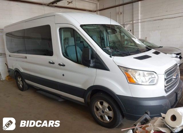 1FBAX2CM1HKA84375 2017 Ford Transit-350 photo no. 1