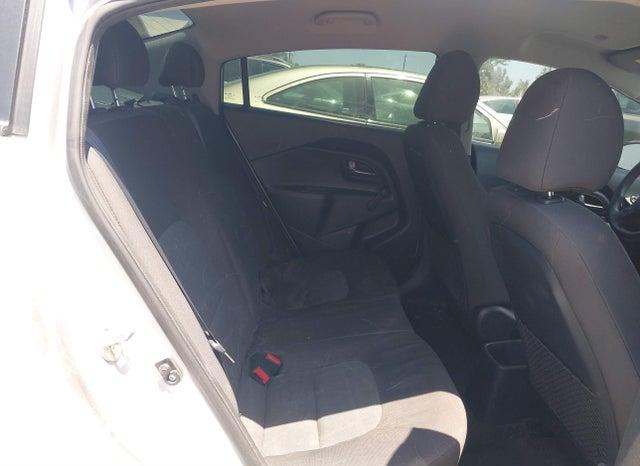 KNADM4A39H6025913 2017 KIA Rio photo no. 8