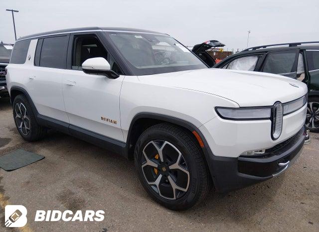 7PDSGABA6PN004916 2023 Rivian R1S photo no. 1