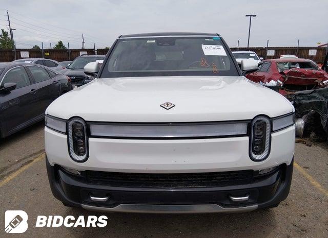 7PDSGABA6PN004916 2023 Rivian R1S photo no. 12