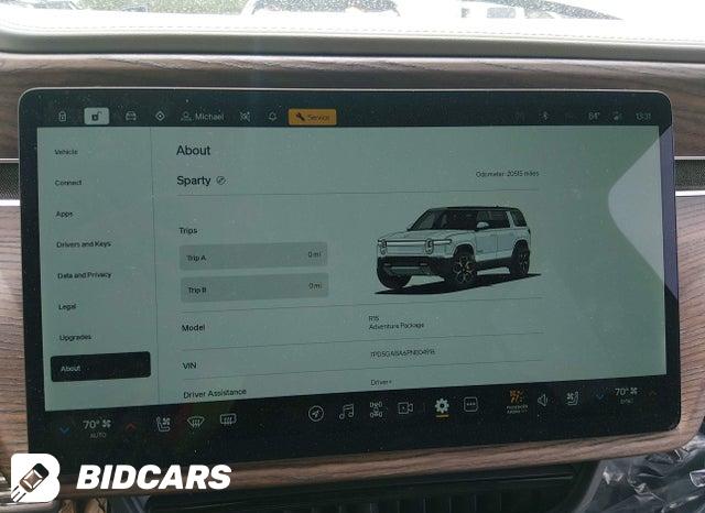 7PDSGABA6PN004916 2023 Rivian R1S photo no. 18