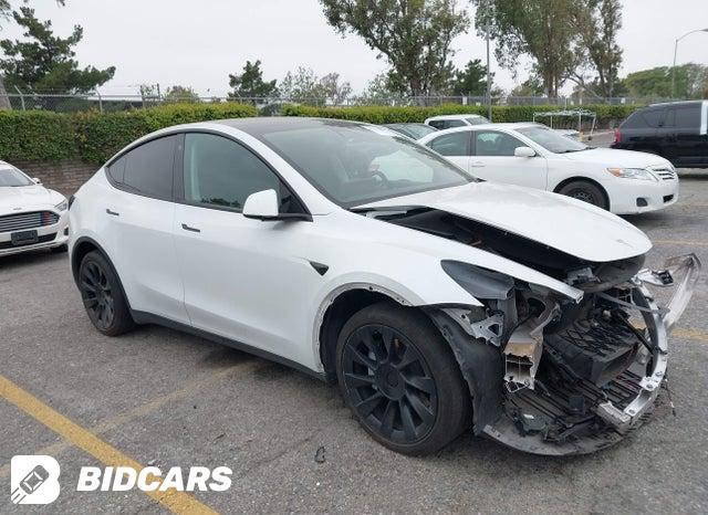 7SAYGDEE3NF433723 2022 Tesla Model Y photo no. 1