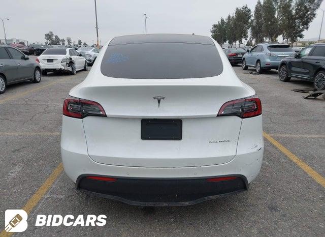 7SAYGDEE3NF433723 2022 Tesla Model Y photo no. 17
