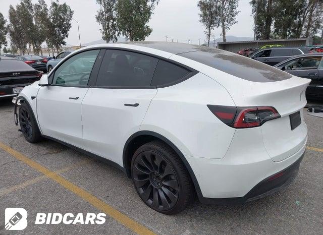 7SAYGDEE3NF433723 2022 Tesla Model Y photo no. 3