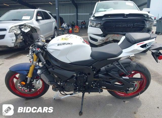 JS1GR7MA5S7100048 2025 Suzuki GSX-R750 photo no. 13