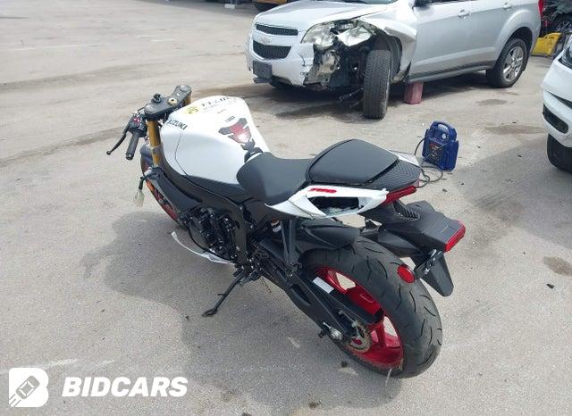 JS1GR7MA5S7100048 2025 Suzuki GSX-R750 photo no. 3