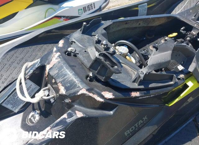 YDV22548B212 2012 Sea-Doo RXP-260 photo no. 11