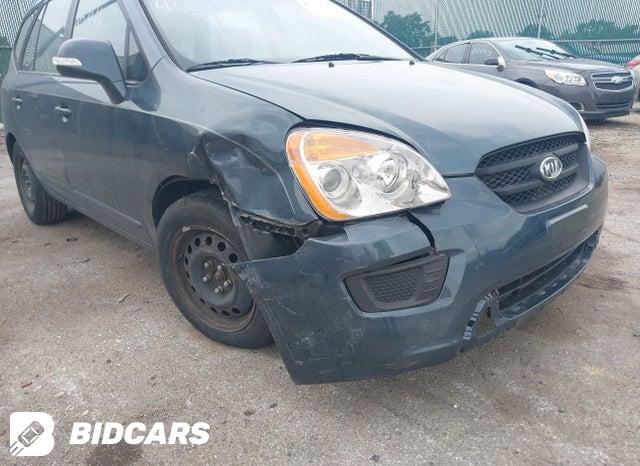 KNAHG8C80A7303770 2010 KIA Rondo photo no. 6