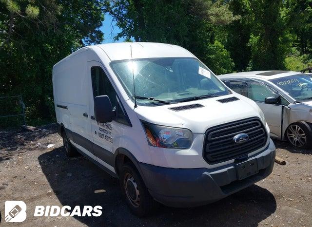 1FTYE2CM1HKA88863 2017 Ford Transit-150 photo no. 1