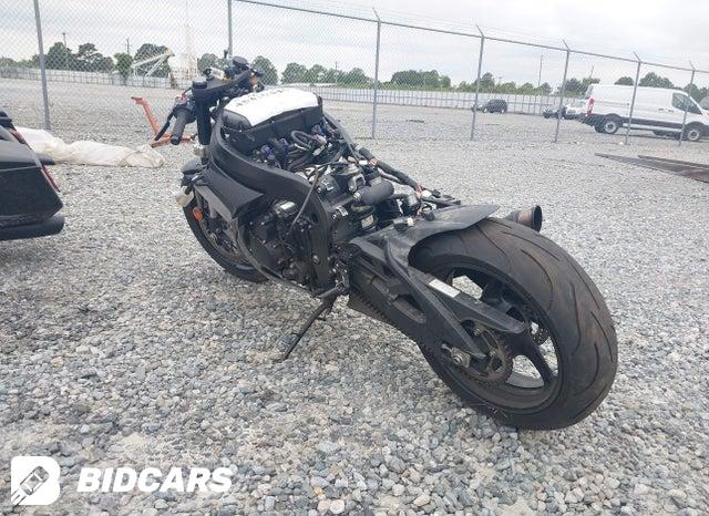 JS1GN7FA0S7100919 2025 Suzuki GSX-R600 photo no. 3