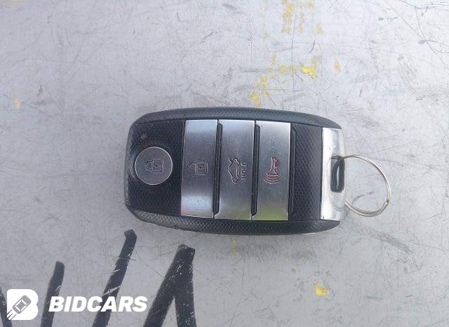 5XXGU4L39GG045317 2016 KIA Optima photo no. 11