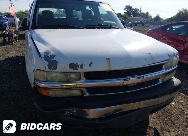 1GNEC16Z95J242559 2005 Chevrolet Suburban 1500 photo no. 6
