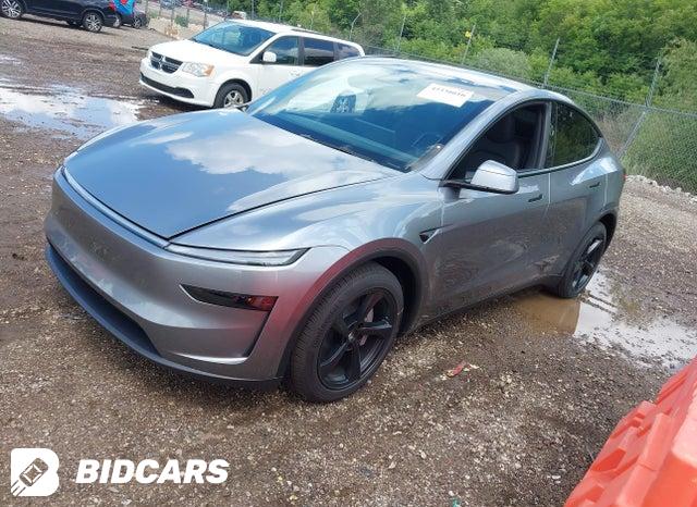 2026 Tesla MODEL Y — VIN 7SAYGDEE4TF637752, şəkil 2