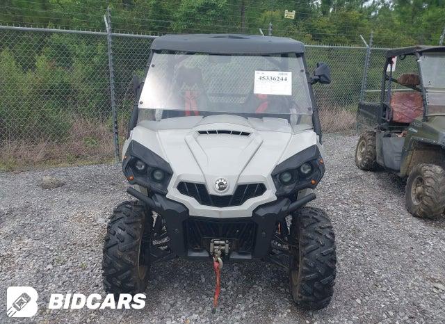 3JBKGAN26HJ001283 2017 Can-Am Commander photo no. 5