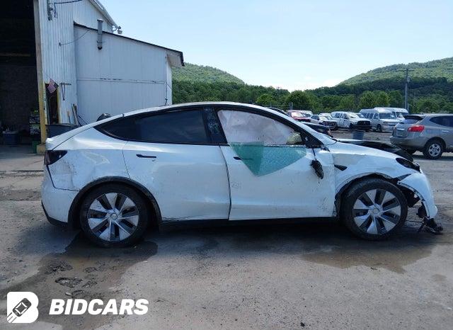 7SAYGDEE4PA107607 2023 Tesla Model Y photo no. 12