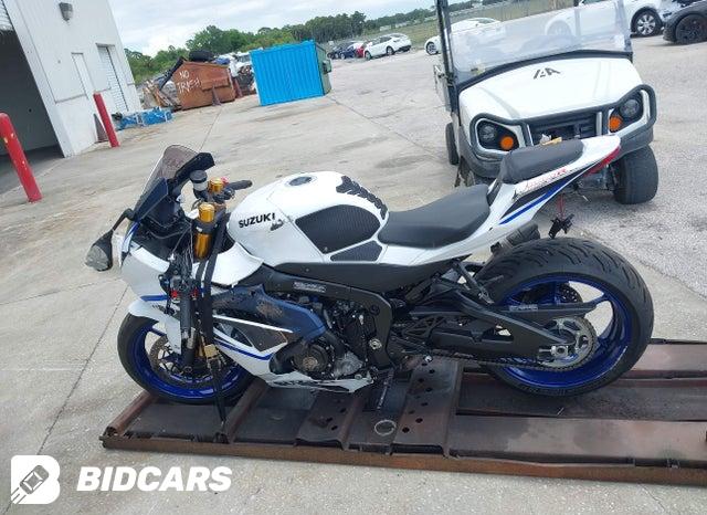 JS1DM11M4P7100126 2023 Suzuki GSX-R1000 photo no. 13