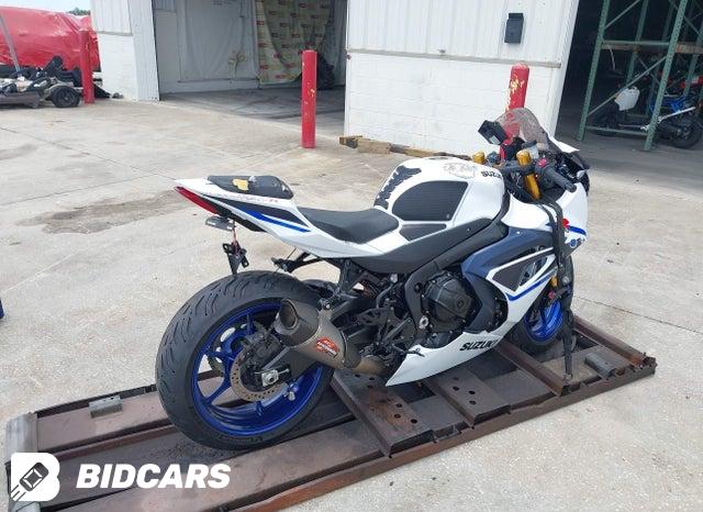 JS1DM11M4P7100126 2023 Suzuki GSX-R1000 photo no. 4