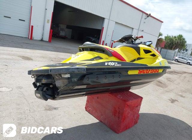 YDV16495B515 2015 Sea-Doo RXP-260 photo no. 4