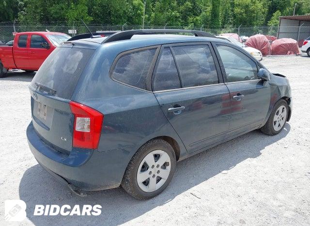 KNAFG528297284996 2009 KIA Rondo photo no. 4