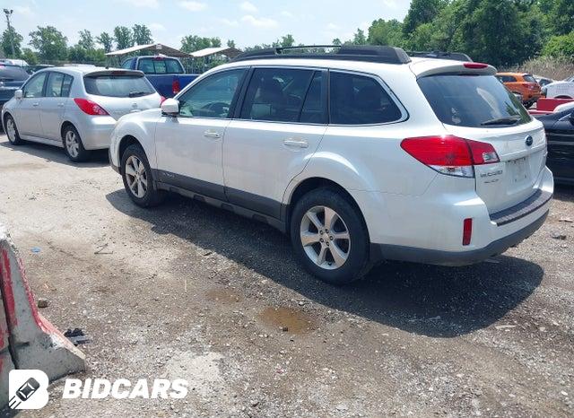 4S4BRCPC1D3204645 2013 Subaru Outback photo no. 3