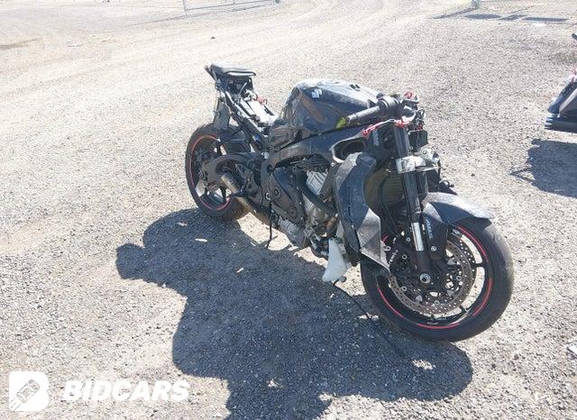 JS1DM11F3K7100015 2019 Suzuki GSX-R1000 photo no. 1