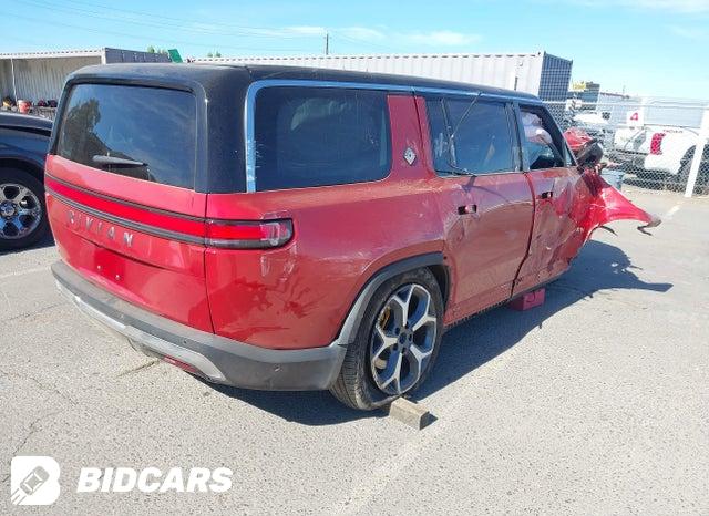 7PDSGABA3RN033955 2024 Rivian R1S photo no. 4