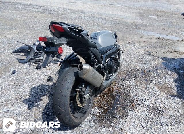 JS1GN7FA3S7100669 2025 Suzuki GSX-R600 photo no. 4