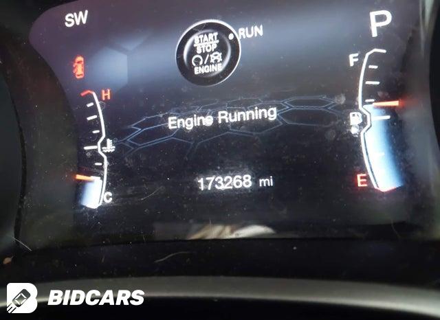 3C4NJDBB3JT100106 2018 Jeep Compass photo no. 15
