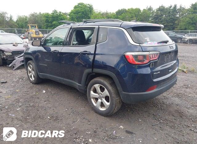 3C4NJDBB3JT100106 2018 Jeep Compass photo no. 3